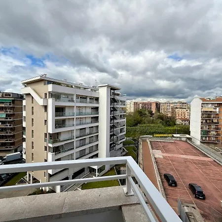 Rosina House * Rom